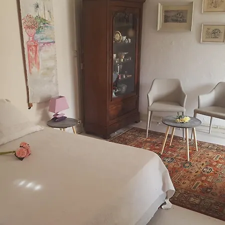 Panzió L'oustalounet Chambres D'hotes Cagnes-sur-Mer